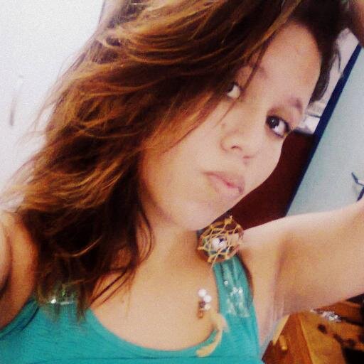 Sintonize sua vibração,não há tempo pra viver em vão e não pense mais em desistir,existe um mundo que só quer te ver sorrir (8*