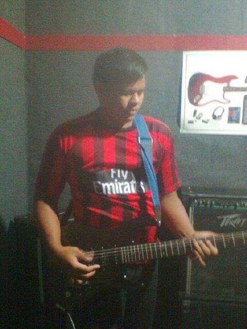 wahYuU501's profile picture. 