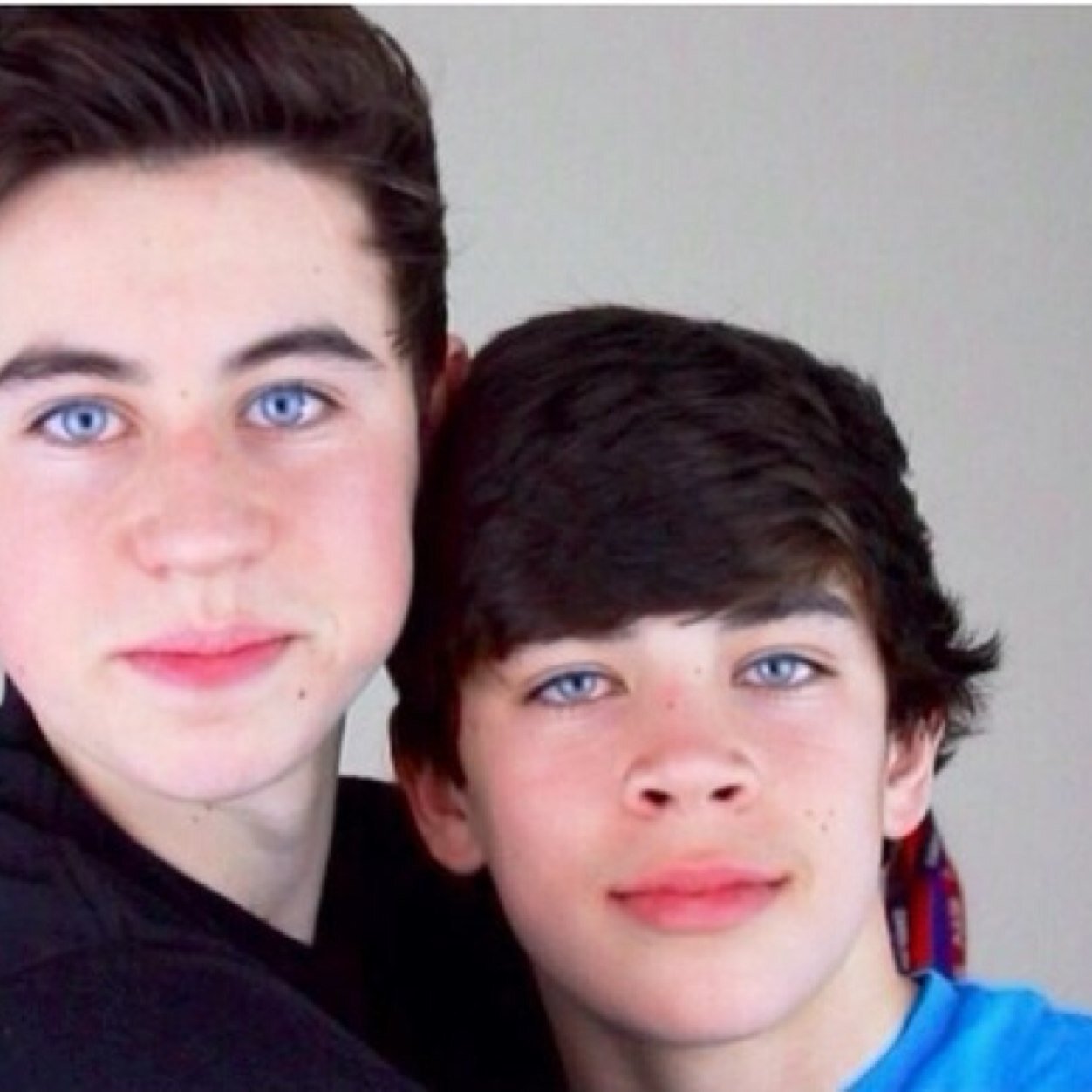 I love Nash and Hayes and the whole Magcon group they are all adorable like YASSS HONEY  WORK IT