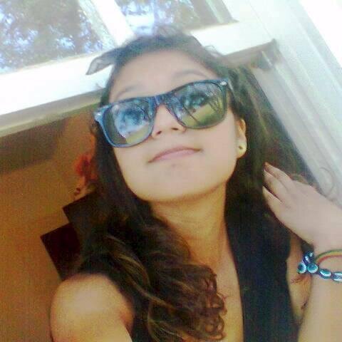 Posso ate anda largado mas nao sou da tua laia