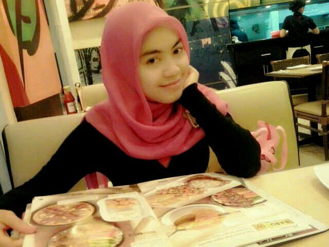 ovy_ov's profile picture. ♥Hijabeib♥