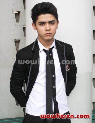 VII A3 ||VIII B4||@jilc_class21  || I love you @aliando26 @alysyarief  || nothing spesial -,- -,-