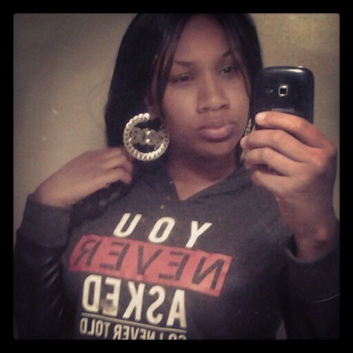 FUN, LOVING,ENERGETIC, DOWN TO EARTH HUMBLE WOMAN. LOOKING FOR A DIFFRENT OUTLOOK ON LIFE.