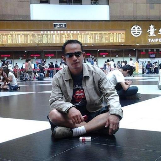 Arya91Reva's profile picture. ingin menjadi diri sendiri yang sesungguhnya