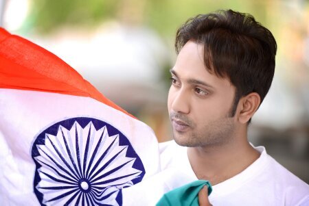 हिन्द तन मन, हिन्द जीवन, रग रग हिन्द मेरा परिचय !