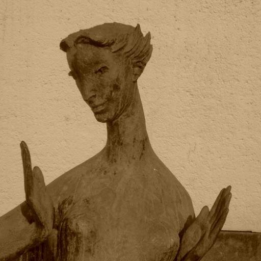 Tweeting about the fine life in Crouch End. Watch this space for our next creative project.