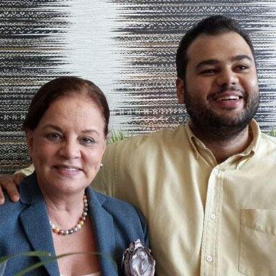 oncologiard's profile picture. Twitter Oficial de SOA (Dra. Catalina González Pons y el Dr. Eduardo Segura González).Facebook:http://t.co/0lZVXTrwW2 - LinkeIn: http://t.co/0lZVXTrwW2