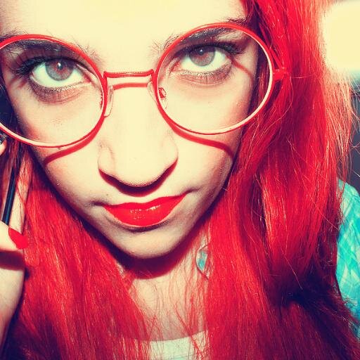 isaahmarques_mp's profile picture. Sou blogueira do @eralamusica que ama musica! E que será uma das novas apostas de cantora do Rock nacional!
Entra no meu blog ae: http://t.co/U9HnX2wpnL