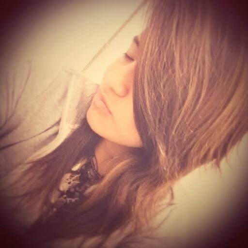 ♀whatever makes you feel bad ٩(●̮̮̃•̃)۶ leave it, whatever makes you smile, keep it  ◕ ‿‿ ◕
                                    te amoo A.