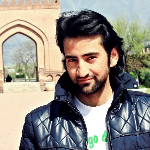 An ICT Professional | Independent Writer and Columnist; kashmiri Poet,love satire & meme. Some likes and RTs are not endorsements. I tweet in personal capacity.