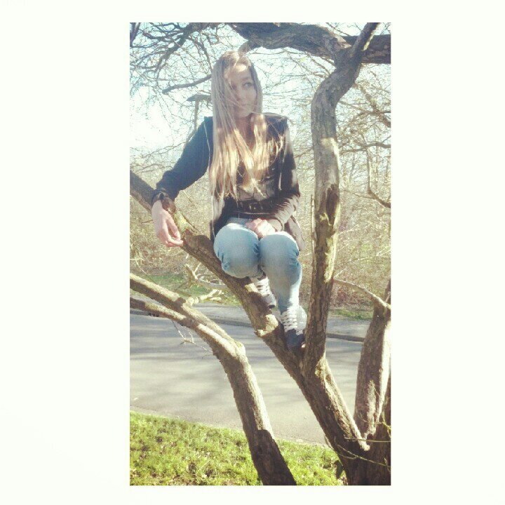 you're born an original don't die as copy ! | friendss| family | horses | volleyball | mn schatjes, anice, femke, maud, anna & thora ♡