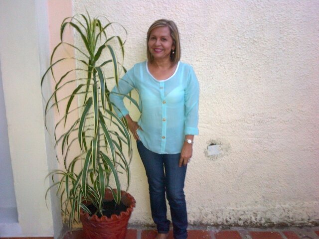 yolag25's profile picture. 