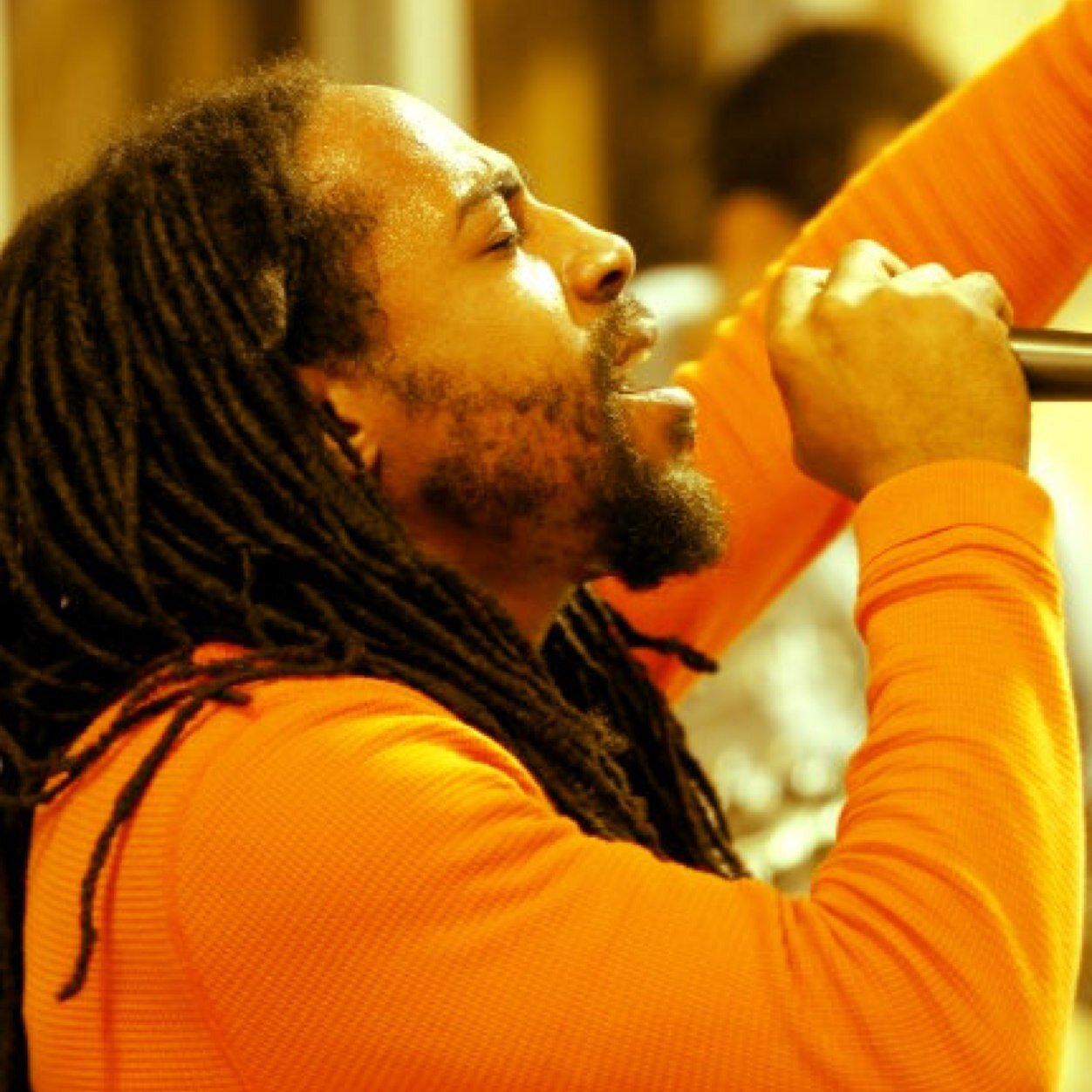 a meta-lyrical fusion of hip-hop/reggae/soul •house band for #DaVerseLounge