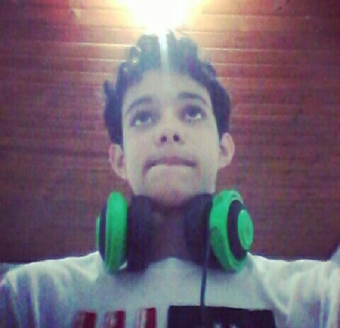 karibeatsthebox's profile picture. I dont do Youtube but my friend Luke does, check him out at http://t.co/gfxgyAQlkm