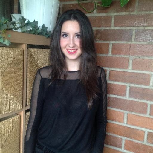 ItziarGiner13's profile picture. Que te voy a decir, si yo acabo de llegar, si esto es como el mar. ¿quién conoce alguna esquina?.