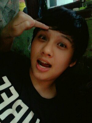 Being bored . #KTBFFH Line : nuel_anes