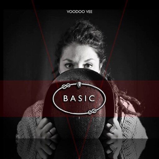 VoodooVee's profile picture. Voodoo Vee is a singer and a MC from Milan (Italy).