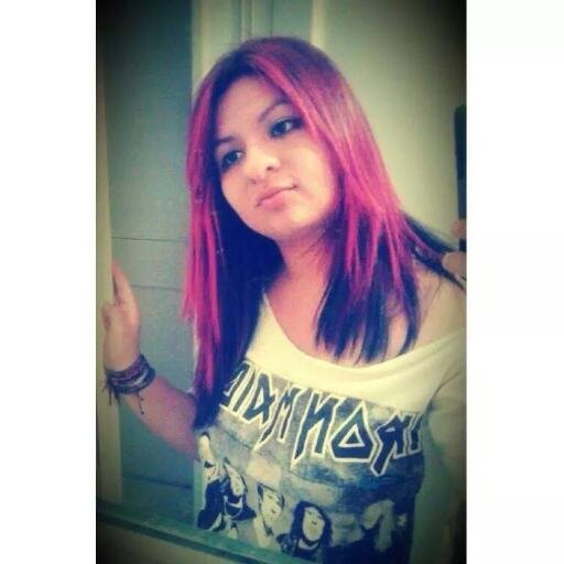 thewearlus's profile picture. Amateur singer, screenwriter, cinephile and audiophile. 


*Lectora Junior en @canalrcnmsncom