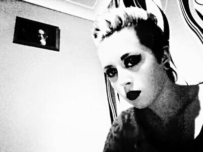 RebeccaMurden's profile picture. All My Followers Are Blinds... Too Much Heaven On Their Minds....
@TraceurMedia