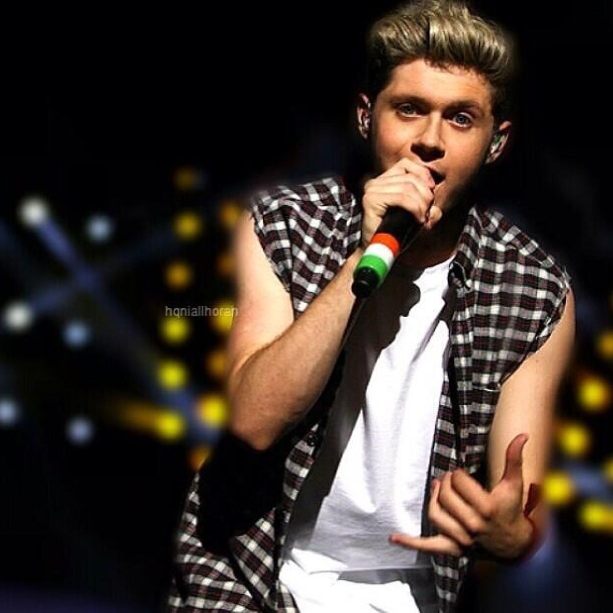 FAN CLUB COMPONENT NIALL HORAN ONE DIRECTION GROUP GIVE AND INFORMATION ON TOURS, PHOTOS, ETC ..THE STORY OF MY LIFE !!!!