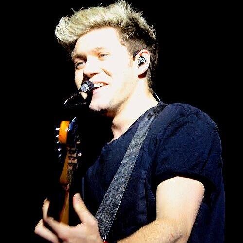 juustboounce's profile picture. 22.Living life