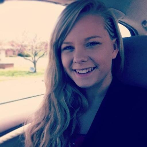 _ElizabethKatie's profile picture. If you don't like something, change it. If you can't change it, change your attitude. ✌️