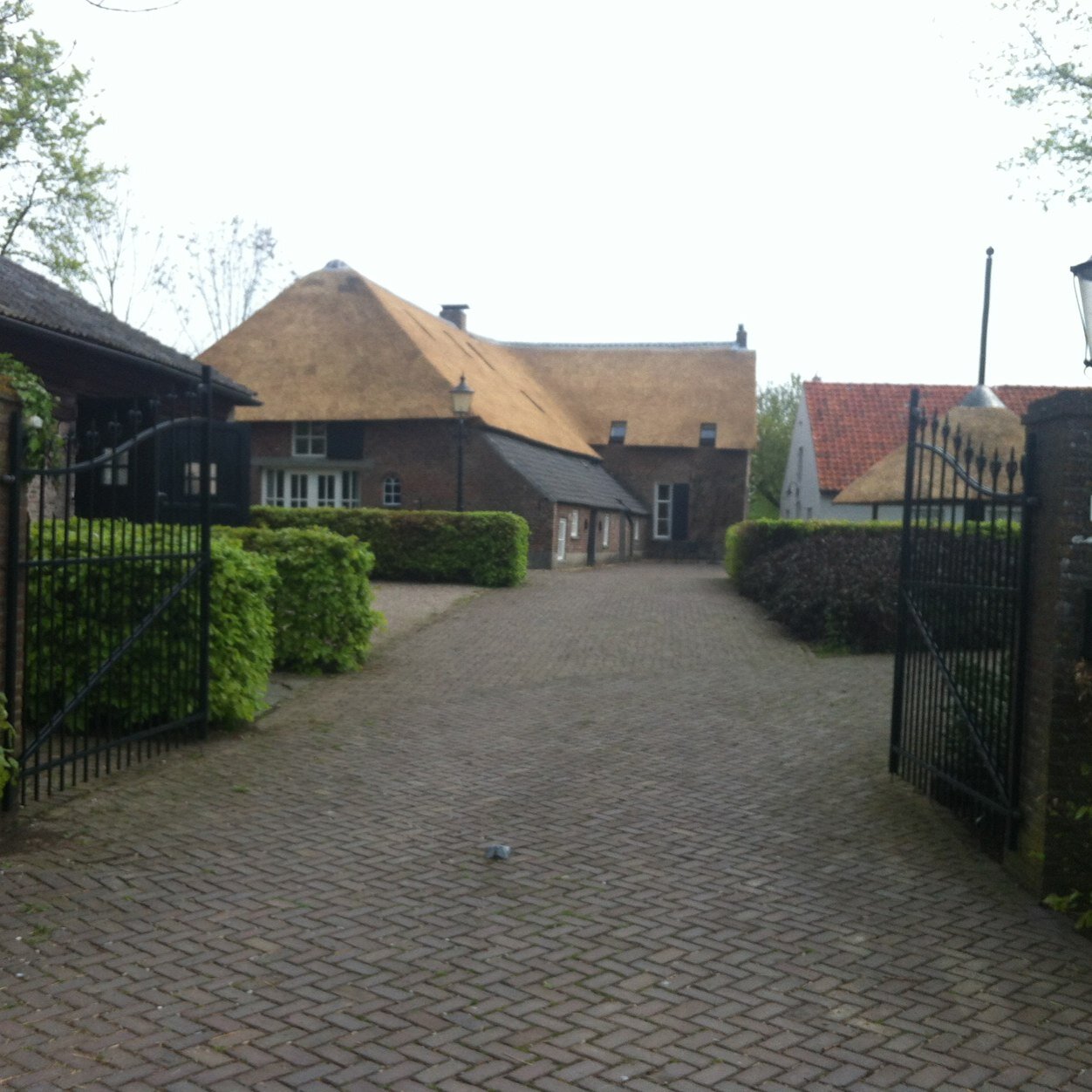 De Meerkes heeft twee LUXE Prive sauna's 
Sauna t Koetshuys en sauna t Bakhuys. 
Gelegen in een karakteristieke omgeving
3 min vanaf de A50 en toch landelijk