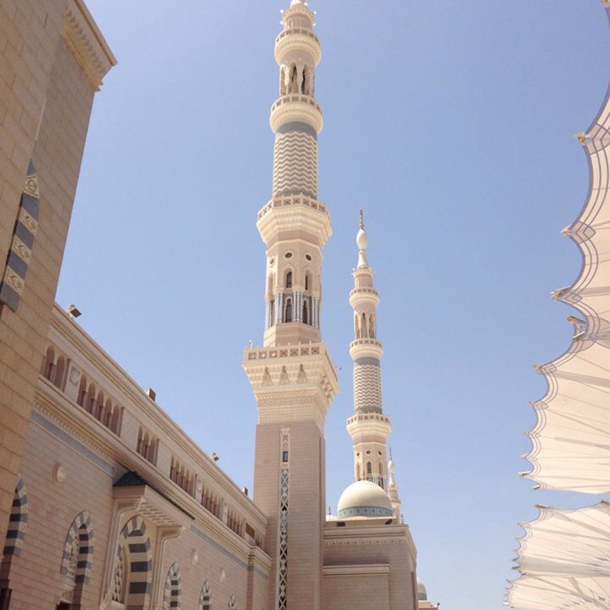 My aim is to educate and enlighten Muslims and Non-Muslims about Islam and spread Kowledge, through the means of The Glorious Qur'aan and Prophet Muhammad PBUH.