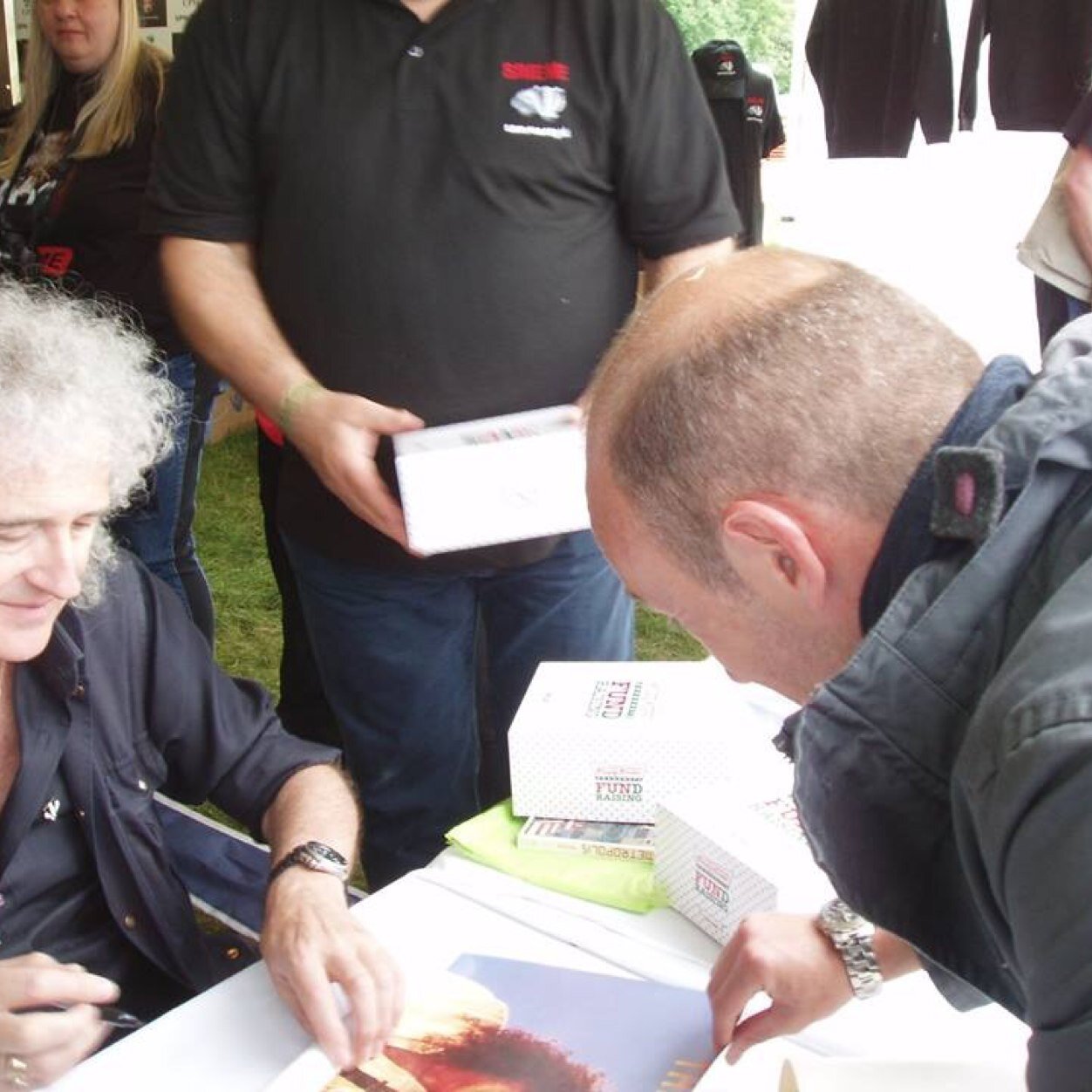 Queen fan and collector since 1989. I work in National Health Service in Italy and try to follow Brian & Roger when I can, I'm very crazy for these young boys!!