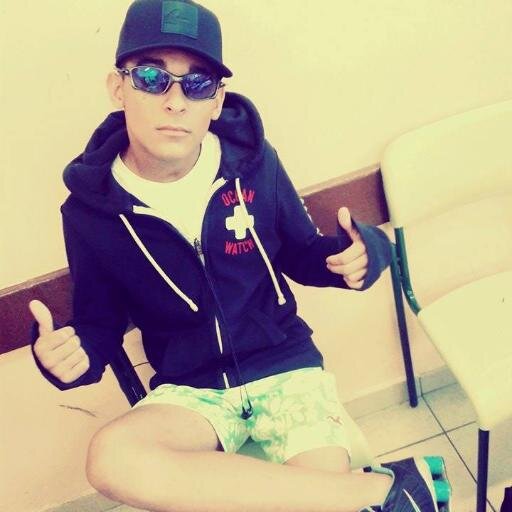 Nαo importα o quє єu diigα,
Vocє irα vαlorizαr pєlo quє vê,
julgαr pєlo quє ouviu
e opinαr pєlo quє conhєcєu ♥