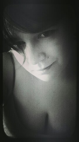 sweettea1020's profile picture. Beautiful Chaos.