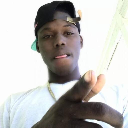 YoungDreamChaser Just A Young Guy Out The bahamas Tryna Get A RecorDeal Yuh Knw