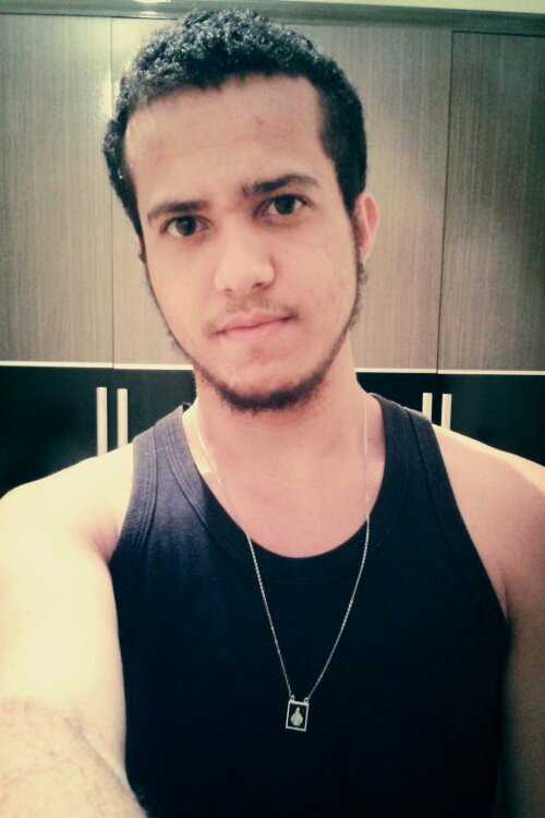 Erre. Todo mundo pode errar. Mas admita, assuma e corrija. Errar é humano, ser covarde não...