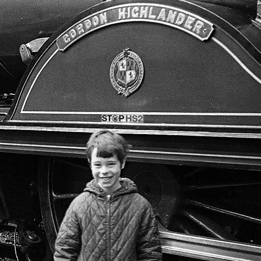 Mainly tweeting reasons to oppose unsustainable environmentally damaging HS2. 
Freelance multicamera tv director.
https://t.co/e7sYGPyScJ