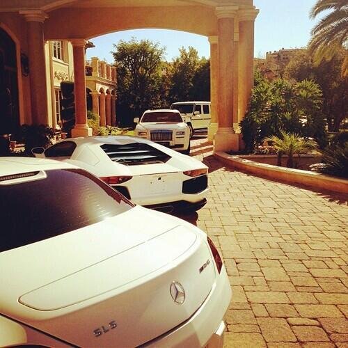 LuxeLuxe : Voitures , Maisons , Bijoux , Yachts