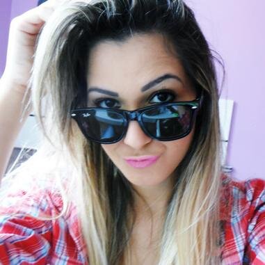 Vê se larga de besteira, to aqui dando bobeira, querendo te amar ♫