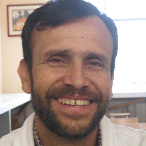 luiscelyb's profile picture. Docente de Física y Matemáticas en primaria, secundaria y universidad
