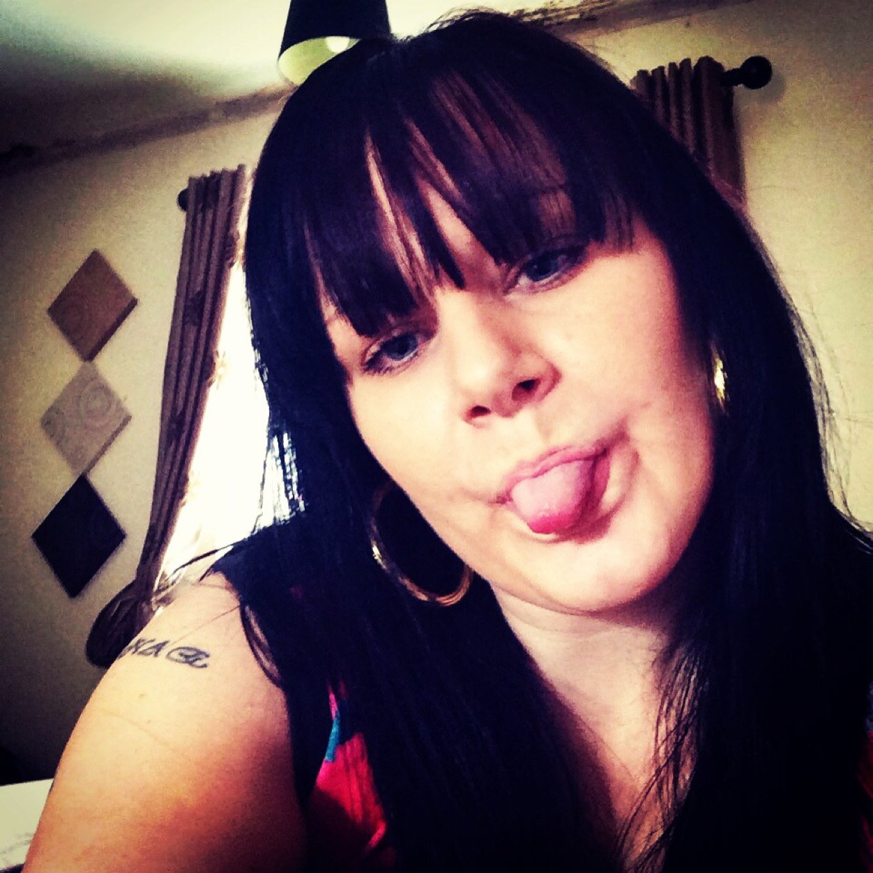 meljenae's profile picture. if you want to know any thing about me just ask me and i will tell you.if you want to follow me you can and i will follow you back :)