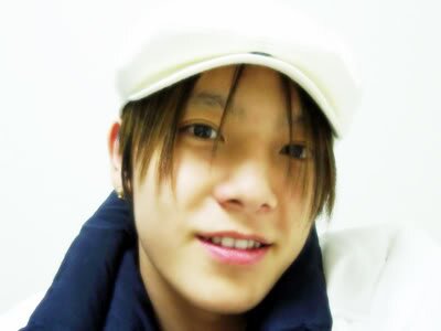 Kpoperizando_'s profile picture. Porque todo kpopper sai kpoperizando por aí.