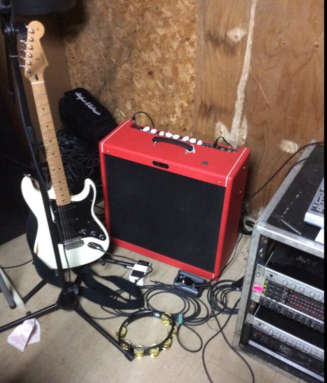 0lafson's profile picture. Life is music, friends, family, skateboards, motorcycles, art & coca-cola.