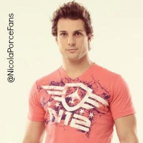 FAN CLUB OFICIAL del mejor modelo, ex-futbolista, guerrero, padre y actor @NicolaPorcella. Nos siguió el 28.11.12 a las 8:50 pm, seguidor 300♥ #VamosCobras