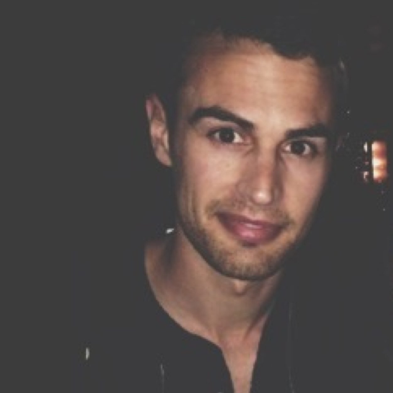 wanderlustobias's profile picture. ❝i think youre the only person sharp enough to sharpen someone like me.❞