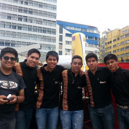 LMazuelos's profile picture. Deja que yo me acerque a tu vivir, el agua de tus rios quiero beber