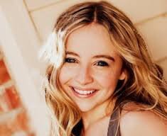 DaddysMileyX's profile picture. ||Single|| •14• Looking for my mom and dad  trying to survive Zombie's everywhere nowhere is safe