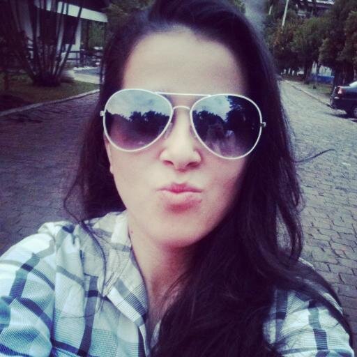 Sou aquela que acredita que cada dia que passa é um passo cada vez maior para o futuro de todo mundo, a #MORTE