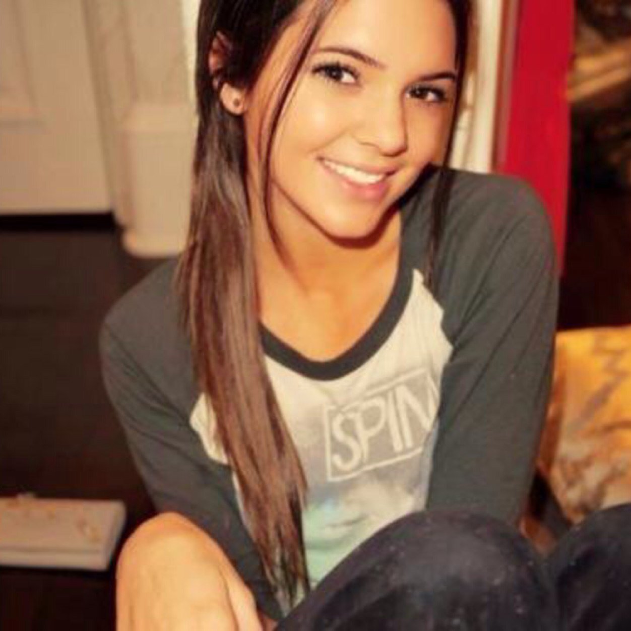 Hello I'm Kendall my sister is Kylie /model/ crushing on @PayneLiamj