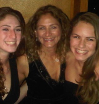 music1mama's profile picture. I'm all about my family, my friends and da music!