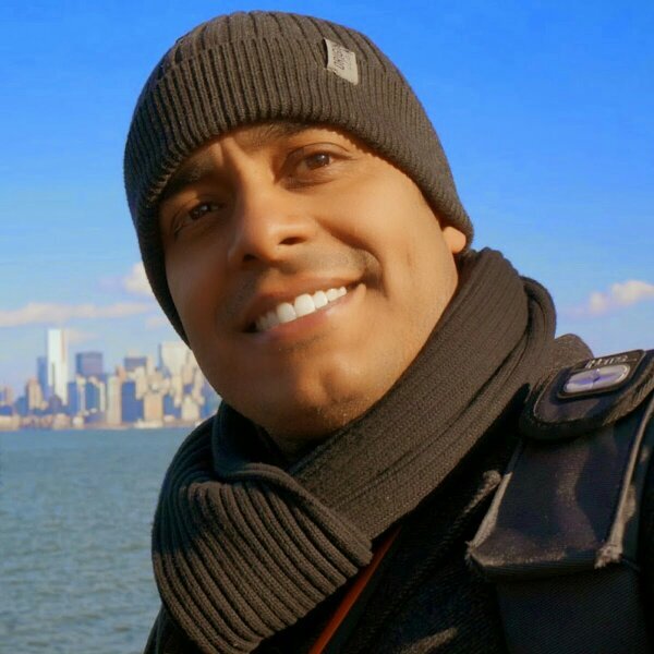 angelcmatos's profile picture. 