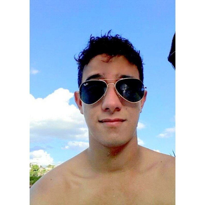 Instagram: @Gustavoomiguel_