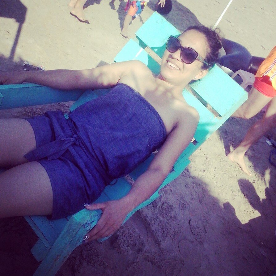 Vive la vida!! Don't worry, be happy!!